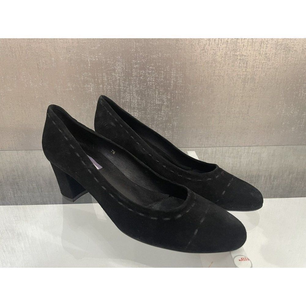 Priori Women's Black Suede Heel Pumps Size: 7M (A460)